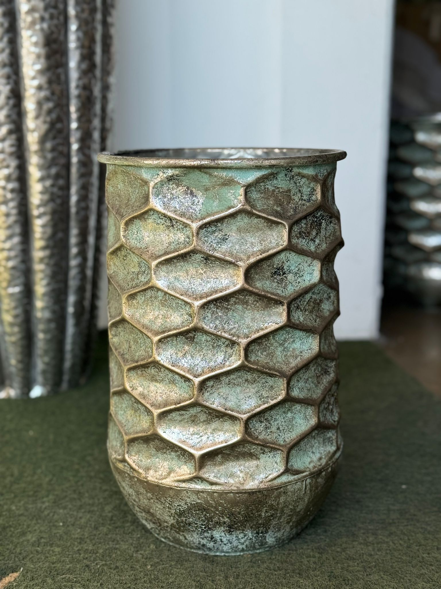 Vaso in metallo - 23.5x37 cm - EDG